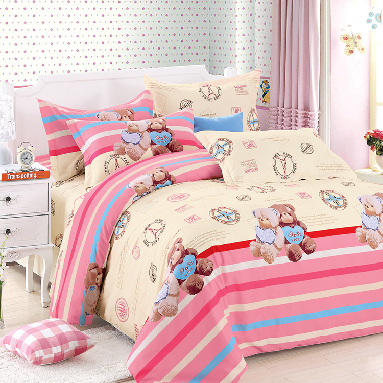 Comfortable 4 piece baby bedding set with the bear pattern Supplier in China