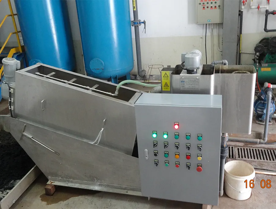 How Should Sludge Dewatering Machine Cope With Sludge Drying Problems?