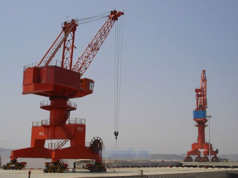 High quality 40ton grab bucket four link portal crane used in port seaside