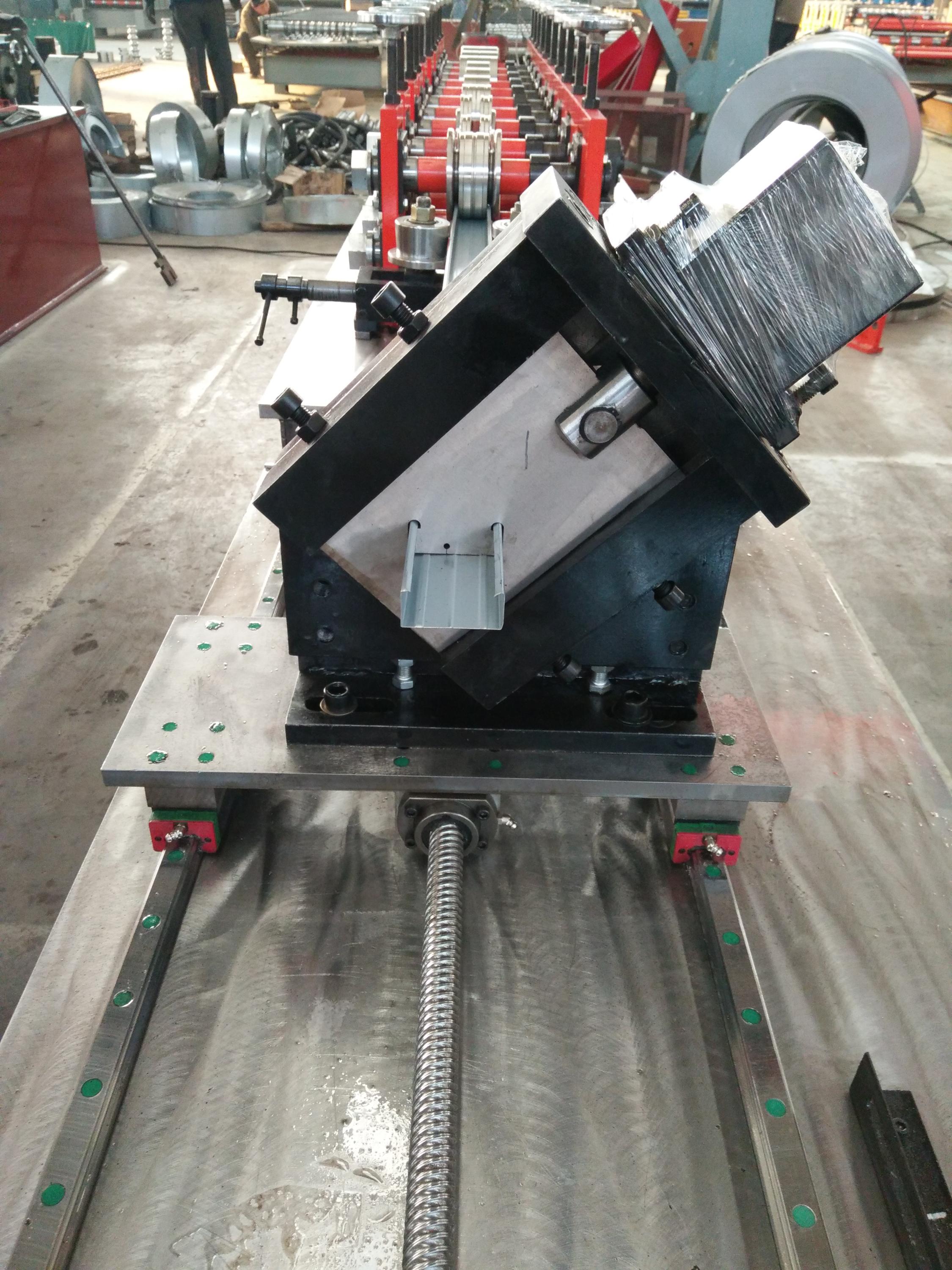CANGZHOU FORWARD LIGHT KEEL ROLL FORMING MACHINE LIGHT GAUGE ROLL FORMING MACHINE